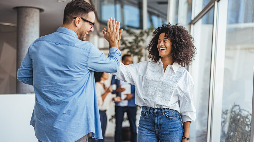 Divisia Treuhand Bonus Mitarbeiter Lohn Lob Gratifikation