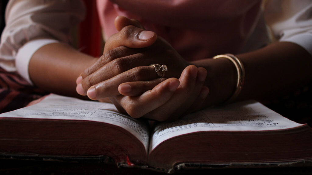 Divisia Treuhand 1200x675 Religion Arbeitsplatz